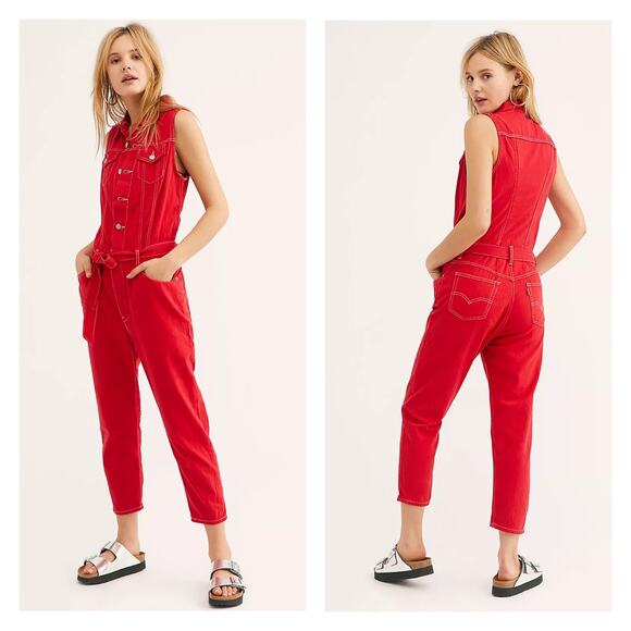 Levi’s Cropped Taper Jumpsuit In Red Size S